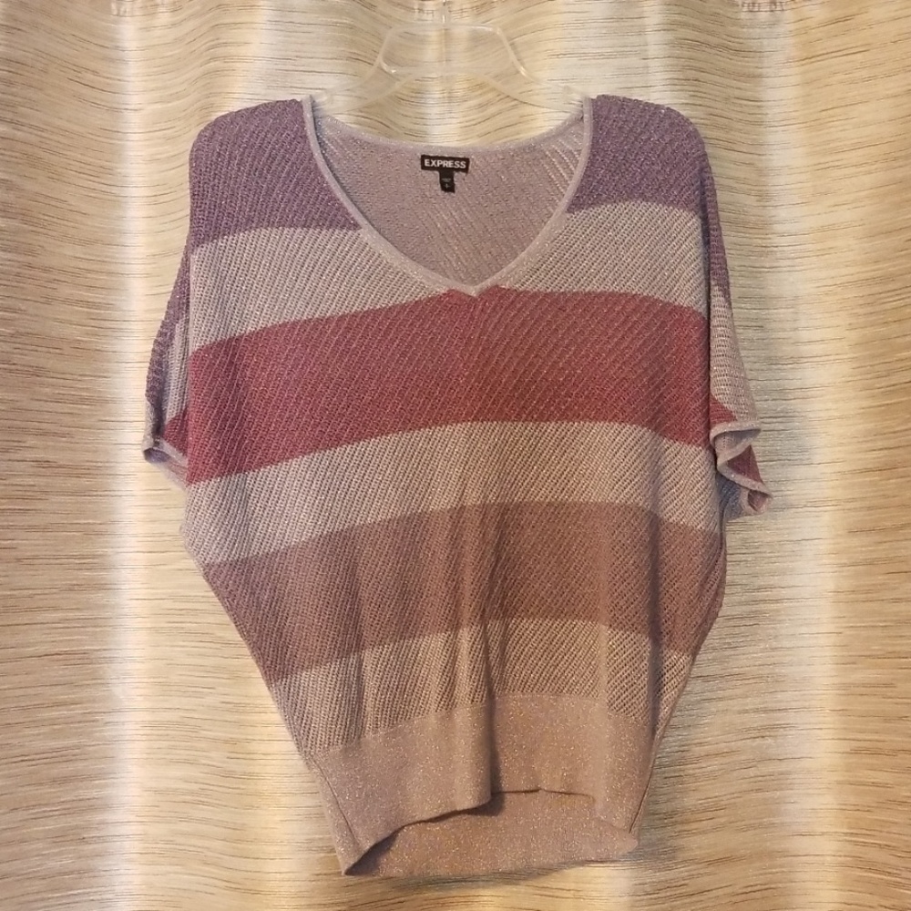 Shimmering short sleeve sweater
